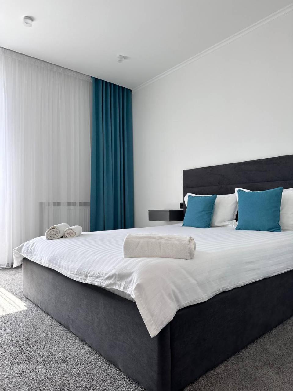 Royal Wood Hotel Rokytne  Екстериор снимка