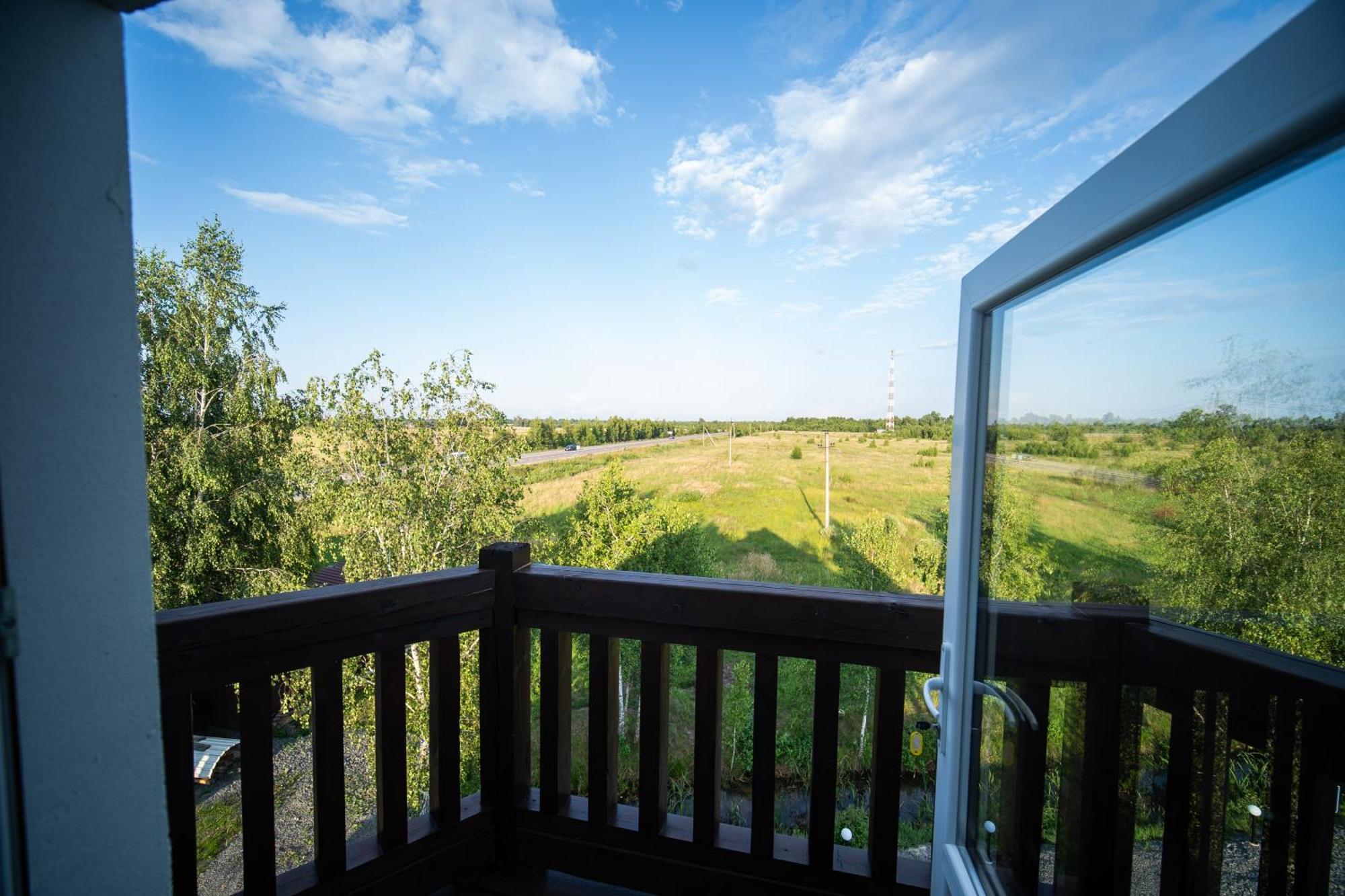 Royal Wood Hotel Rokytne  Екстериор снимка
