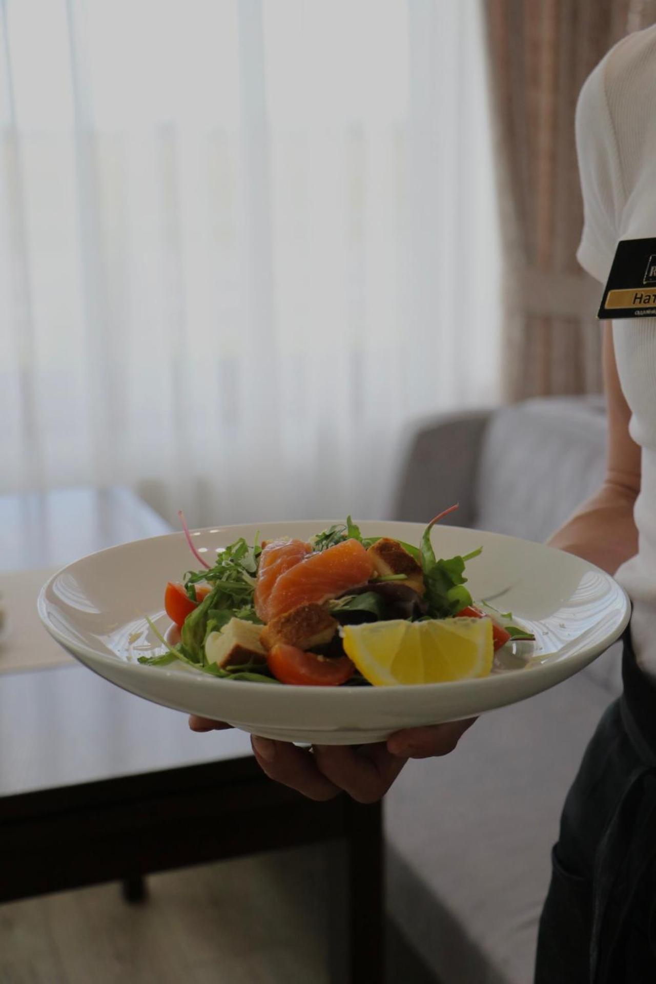 Royal Wood Hotel Rokytne  Екстериор снимка